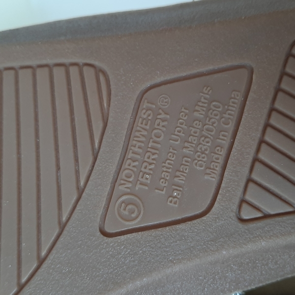 Women's / girls Slip-on clogs - Picture 6 of 7